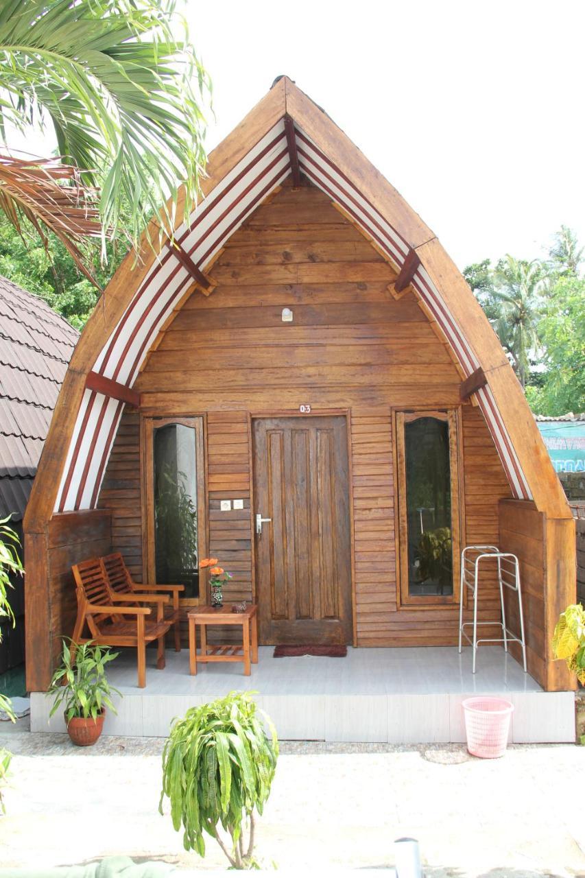 Mirna Homestay Νησιά Γκίλι Εξωτερικό φωτογραφία