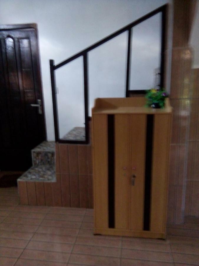 Mirna Homestay Νησιά Γκίλι Εξωτερικό φωτογραφία